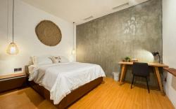 NEW! 8 Mins to Airport, Transit, Stylish, Eateries