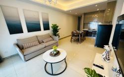 Emerald Homes @ R&F (free WiFi & 1 c/p) Dual-Key