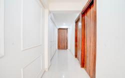 Hotel O Oshiva Stay