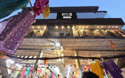 Hotel O Sector 18 Metro station