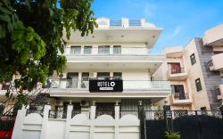 Hotel O Sector 45 Near Huda Metro Station