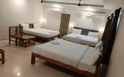 Rani and Rani Hotel Rooms