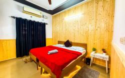 Near Sahastradhara 1BHK · 2 King Beds| RobberCave