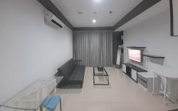 Relaxing 1BR at Dago Suites Apartment By Travelio