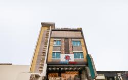 HOTEL O RADHIKA PALACE