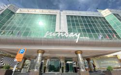 Holiday International Hotel Embassy District by CM