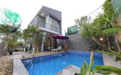 Hill Bungalow