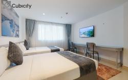 Cubicity De Tham