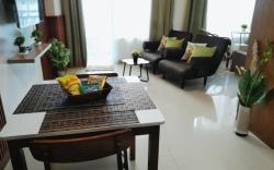 Spacious Studio unit with Balcony and Seaview