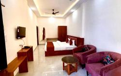 Shiva Kashi Inn