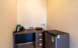 Homlee-Value 1 BR-Central Delhi-terrace-view-lift