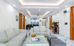 Homlee-Classic 4BHK Flat Central DEL-Lift-Parking