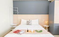 Minimalist Studio Royal Sentul Park By Travelio