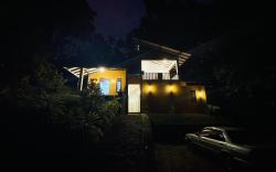 River's Edge Resort Sinharaja