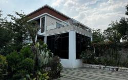 Emerald Villa- Private pool Hyderabad by Homeyhuts