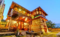 Old World Orchard Retreat | 2BR | FF by Homeyhuts