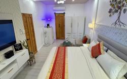 GreenTulip @ Eight10RedBars LIMA