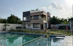 SK Farm Retreat |3BR Stay in Chilkur By Homeyhuts