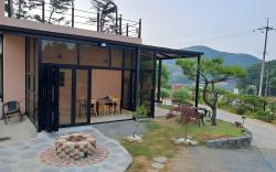 Cheonan Stay Daejeong Lake