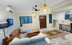 Wawasan Puchong Fully Air-Con  Spacious Home