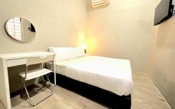 DoubleRoom @ JlnBurma Georgetown (shared bathroom)