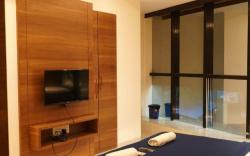 Hotel Elegsnce