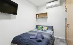 Private Room in Adelaide City (Room 7)