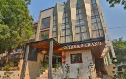 Hotel The R S Grand, Agra