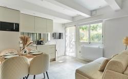 Cosy & new apartment Le Marais/Place des Vosges