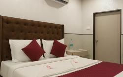 Hotel Newyork by Stayzy Rooms