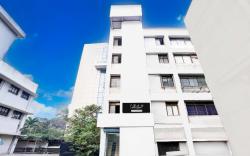 Collection O BKC Santacruz East