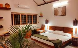 Nellu -Tranquil Pool Villa & Organic Farmstay