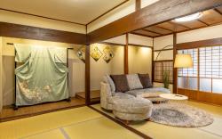 Lax Nara Japanese House for 16 with Free Garage