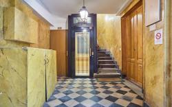 Apartment in the Marais with Air-conditioned