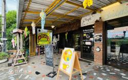 Lerchor Hostel & Art Cafe Lamphun
