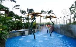 Cozy and Warm Studio at West Vista Apt By Travelio