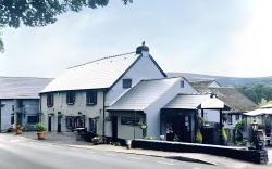 Roadhouse Llanwenarth