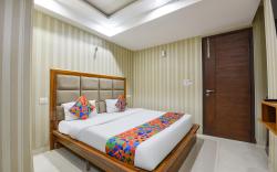 FabHotel Buland Plaza