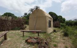 Winterdodgers backpackers and campsite