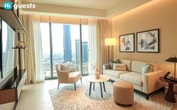 Sky-High Experience Luxe Living on the 24th Floor