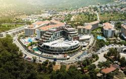 Qlusive Hotel