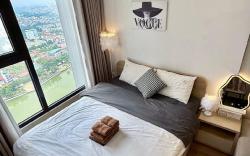 Lakeview Studio - Free Pool & Private Gym in Hanoi