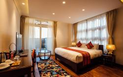 lhaki hotel