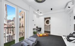 Las Flores Luxury Apartment