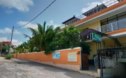Balangan Paradise Hostel