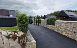 The Village at The Rocks - Luxury Glamping Resort