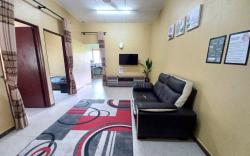 Homestay D'kebun Creative 2 (wifi, netflix🍿)