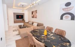 serenity Stays-Luxury Suites & Appart 8