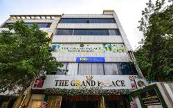 FabHotel The Grand Paradise - Electronic city metro station