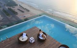 Beach Front 15F l Infinity Pool *Walk Beach*Center